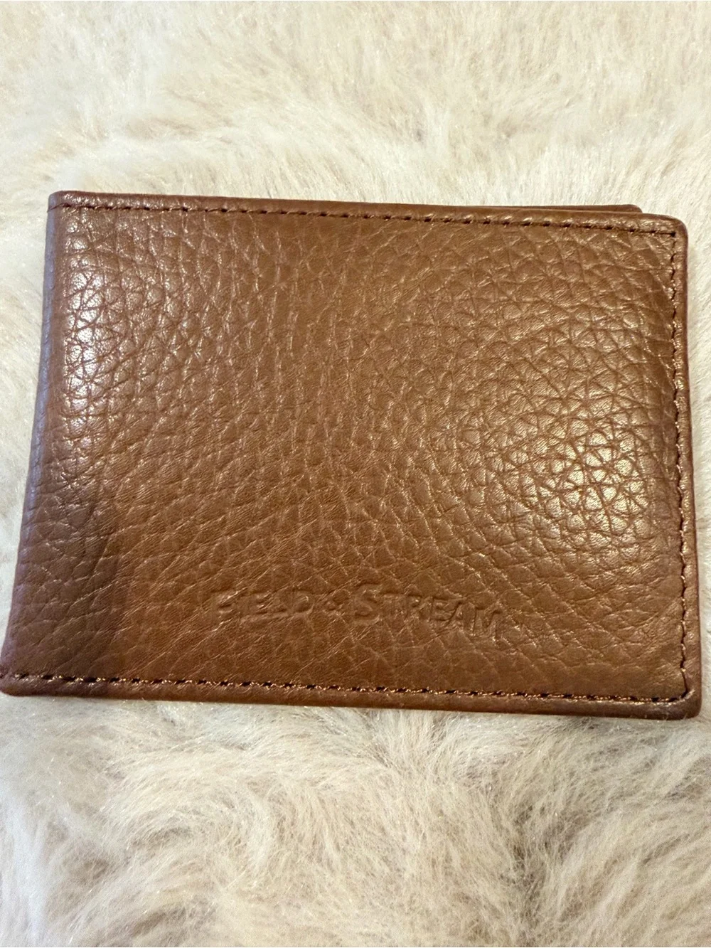 Field & Stream Men's Leather Wallet in Brown